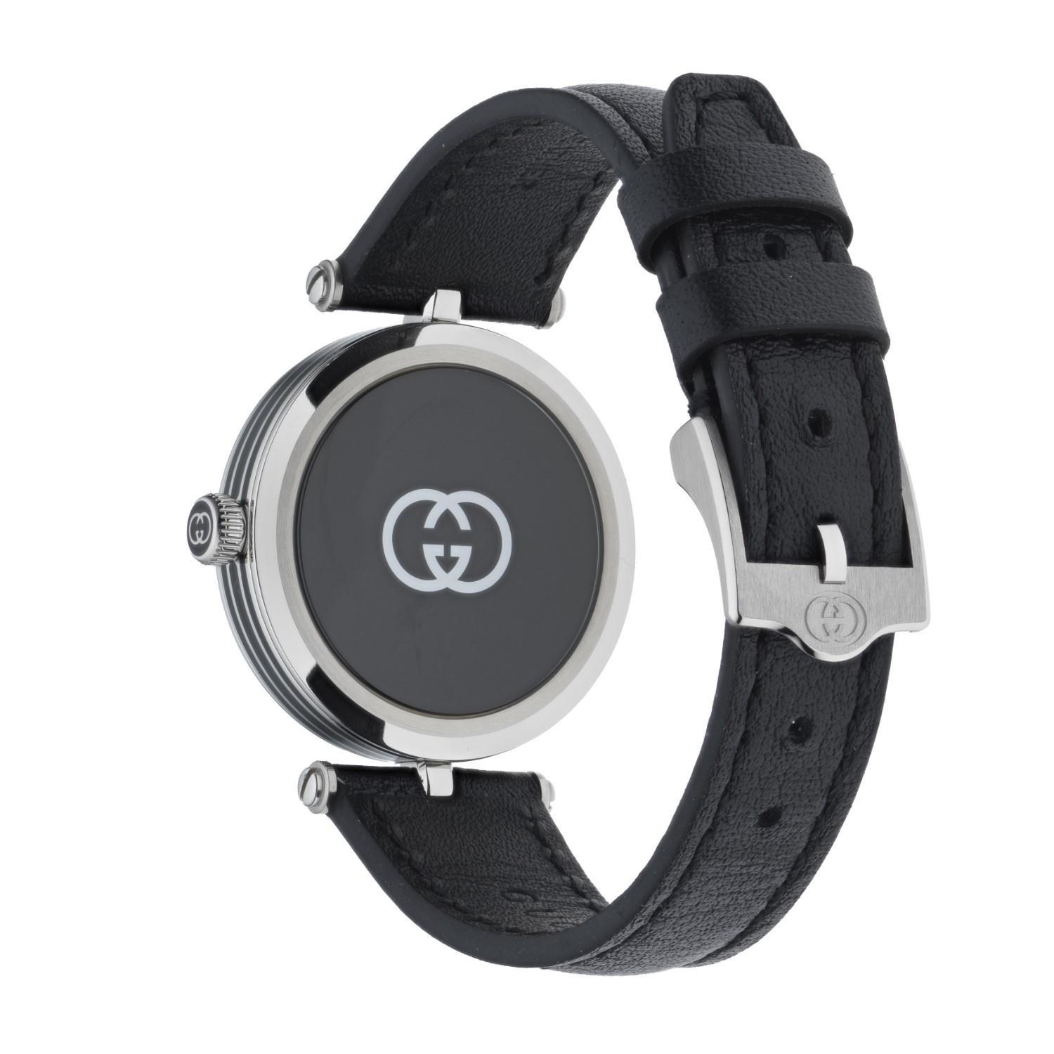 Gucci Model 2000 30mm Ladies Watch 3 Gucci Model 2000 30mm Ladies Watch