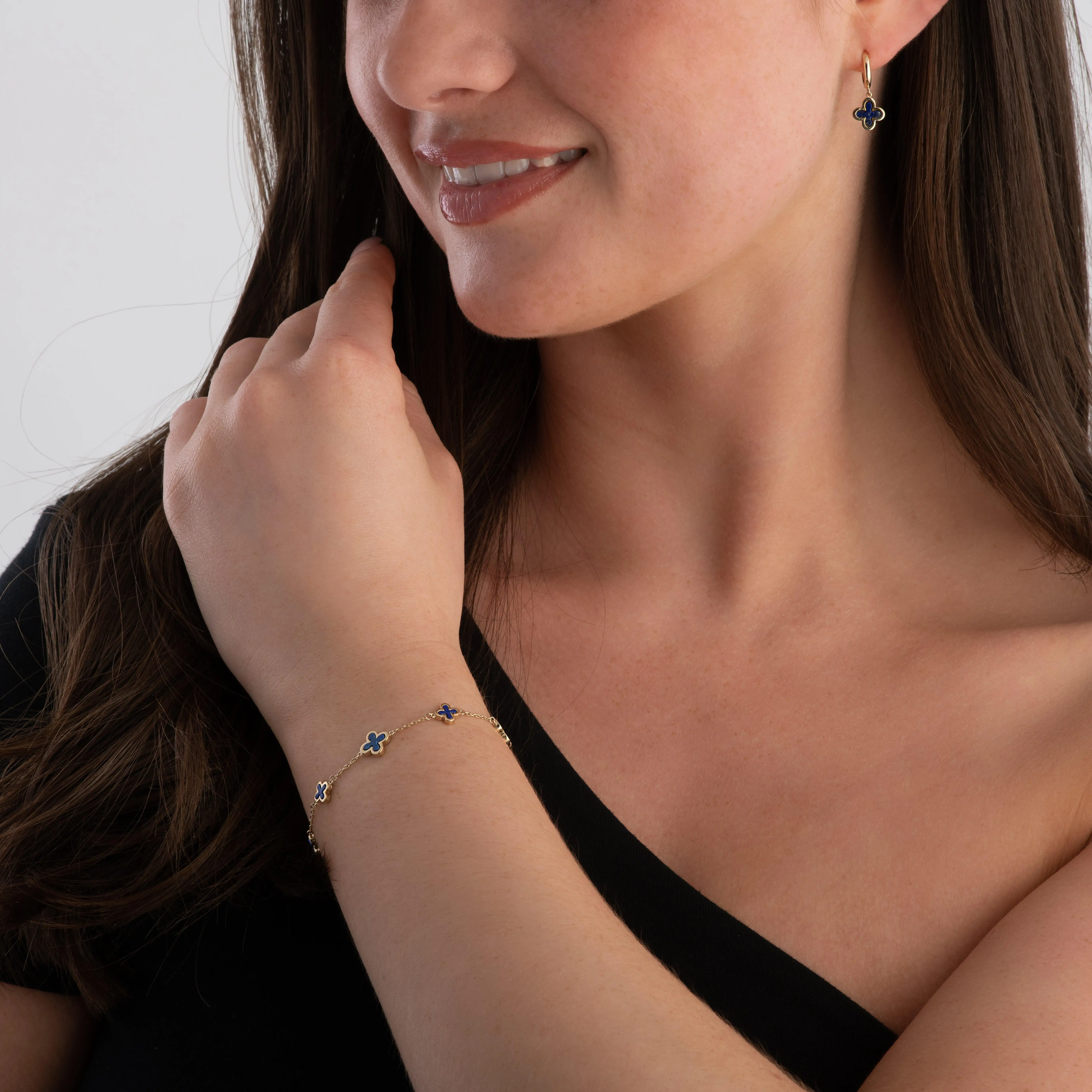 Beaverbrooks 9ct Yellow Gold Lapis Clover Huggie Earrings 6 Beaverbrooks 9ct Yellow Gold Lapis Clover Huggie Earrings